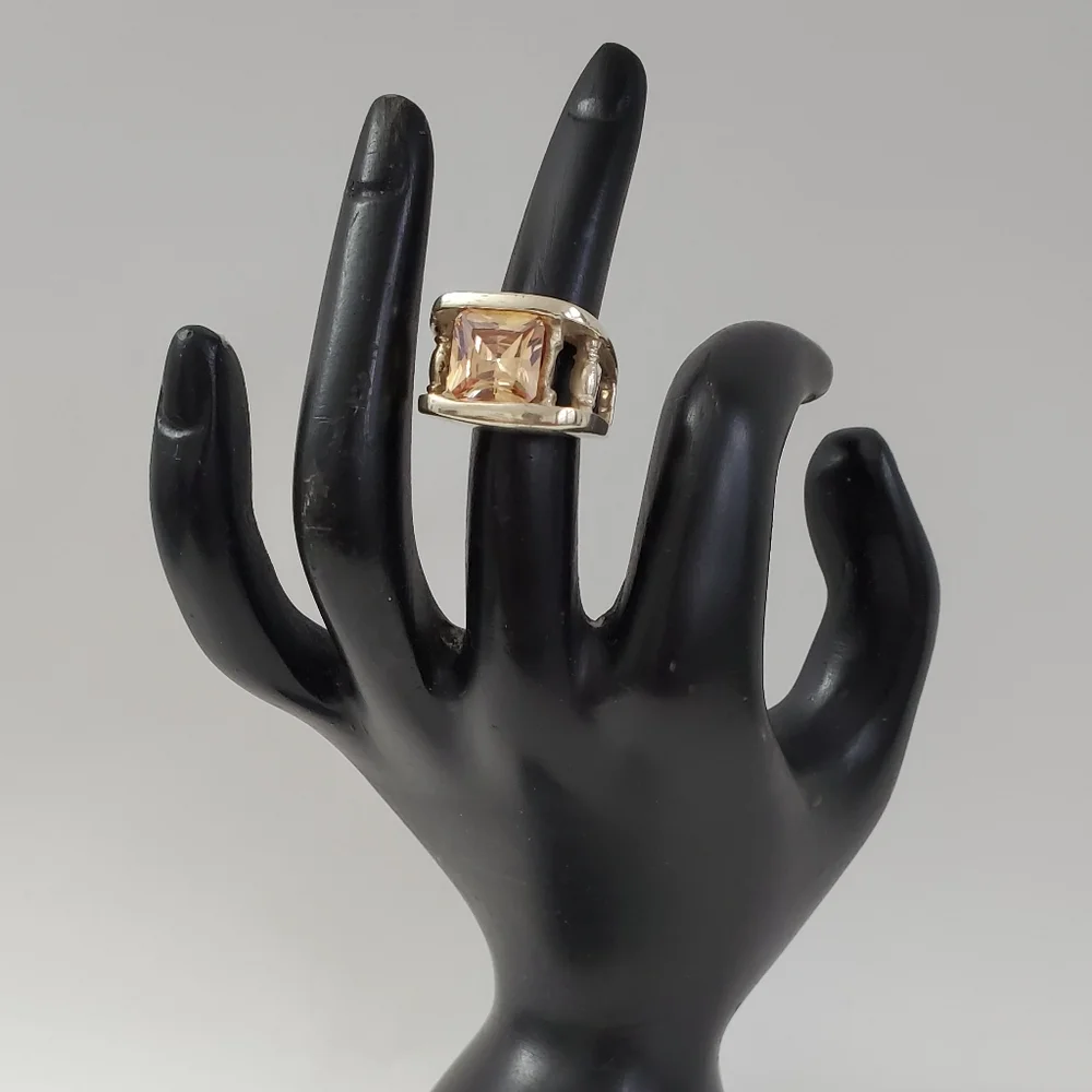 Sterling Silver 925 Morganite Ring - Picture 4 of 11